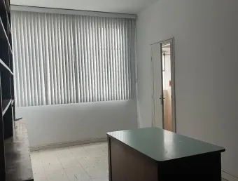 Sala comercial com 2 salas para alugar na Rua José Loureiro, 12, Centro, Curitiba