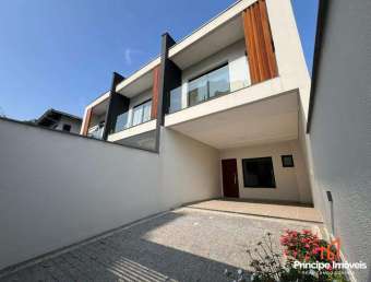 Casa com 3 quartos à venda na Rua Ágata, 520, Saguaçu, Joinville