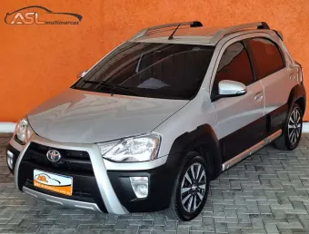TOYOTA ETIOS HB CROSS 2014