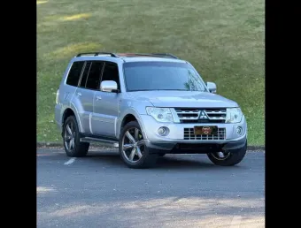 MITSUBISHI PAJERO 3.2 HPE 4X4 16V DIESEL 4P 2013
