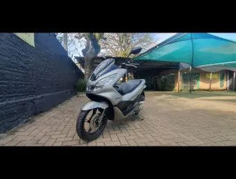 Honda PCX 150 DLX