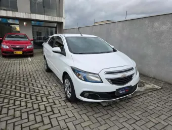 CHEVROLET PRISMA 1.4MT LT 2014