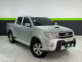 TOYOTA HILUX 3.0 SRV 4X4 CD 16V TURBO DIESEL 4P MANUAL