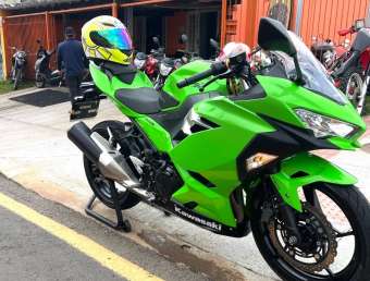 KAWASAKI ninja 400 ano 2019
