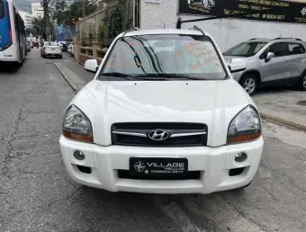 Hyundai Tucson 2016 2.0 mpfi gls base 16v 143cv 2wd flex 4p automático