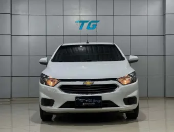 Chevrolet Onix 1.4 MPFI LT 8V FLEX 4P MANUAL - Branca - 2019/2019
