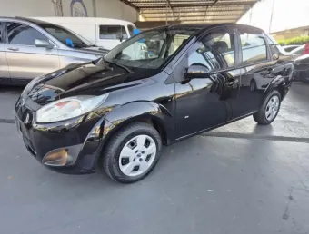 Fiesta Sedan SE 1.6 8v Completo 2014