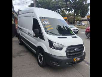 Ford Transit Diesel Automático