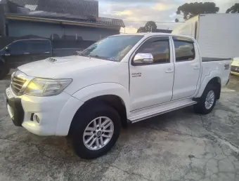 TOYOTA HILUX CD4X4 SRV 2013