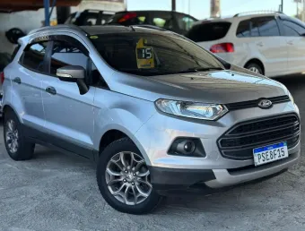 Ecosport 2015 com motor 1.6 e câmbio manual!!