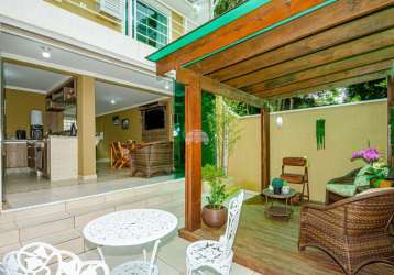 Casa com 3 quartos à venda na rua das mangueiras, 165, barreirinha, curitiba, 169 m2 por r$ 915.000