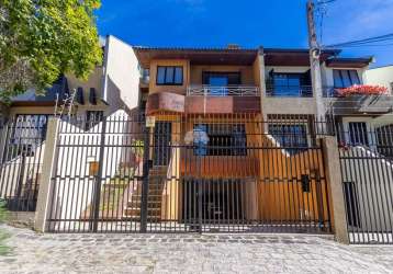 Casa com 4 quartos à venda na rua parnaíba, 159, são francisco, curitiba, 232 m2 por r$ 950.000