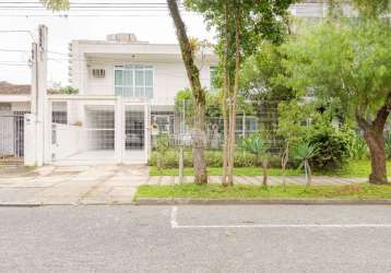 Casa com 4 quartos à venda na rua doutor roberto barrozo, 140, centro cívico, curitiba, 410 m2 por r$ 1.900.000