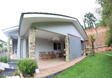 Casa com 3 quartos à venda na rua prudêncio alves de oliveira, 335, cadorin, pato branco, 158 m2 por r$ 850.000