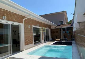 Casa com piscina para venda em caraguatatuba