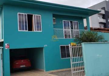 Casa com 4 quartos à venda na rua rio doce, 673, guanabara, joinville por r$ 650.000