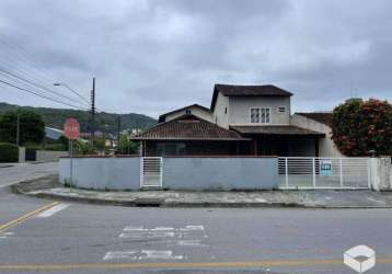 Casa com 4 dormitórios à venda, 169 m² por r$ 420.000,00 - bom retiro - joinville/sc