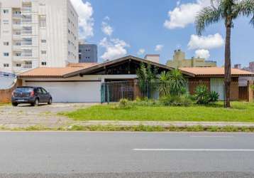 Casa comercial para alugar na rua leôncio correia, 80, água verde, curitiba, 332 m2 por r$ 12.000