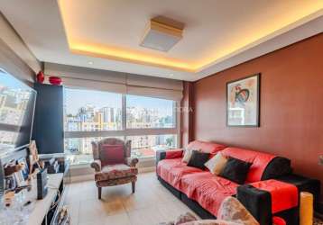 Apartamento com 3 quartos à venda na rua líbero badaró, 343, passo da areia, porto alegre, 87 m2 por r$ 950.000