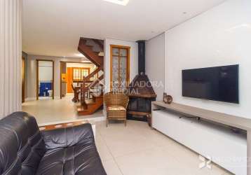 Casa em condomínio fechado com 3 quartos à venda na avenida flamengo, 515, ipanema, porto alegre, 275 m2 por r$ 680.000