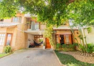Casa em condomínio fechado com 3 quartos à venda na avenida flamengo, 515, ipanema, porto alegre, 268 m2 por r$ 970.000