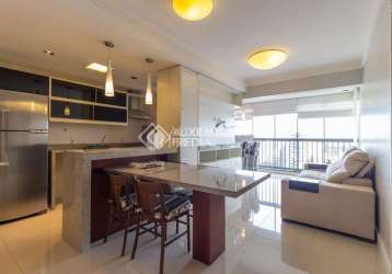 Apartamento com 1 quarto à venda na avenida luiz manoel gonzaga, 470, três figueiras, porto alegre, 56 m2 por r$ 699.000