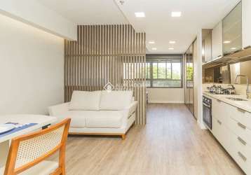 Loft com 1 quarto para alugar na avenida lageado, 615, petrópolis, porto alegre, 43 m2 por r$ 3.900
