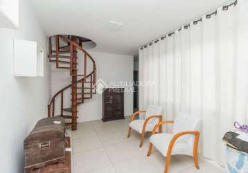 Cobertura com 2 quartos para alugar na rua barão de ubá, 16, bela vista, porto alegre, 150 m2 por r$ 4.200