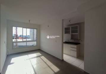 Apartamento com 2 quartos para alugar na avenida bento gonçalves, 205, partenon, porto alegre, 57 m2 por r$ 1.900