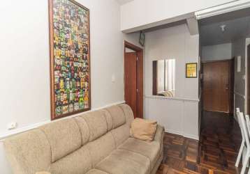Apartamento com 2 quartos para alugar na rua general câmara, 398, centro histórico, porto alegre, 43 m2 por r$ 1.350