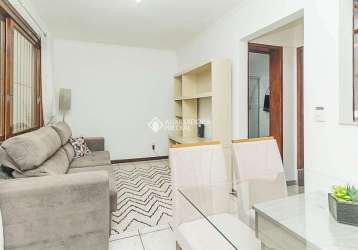 Apartamento com 1 quarto para alugar na rua portuguesa, 276, partenon, porto alegre, 45 m2 por r$ 2.250