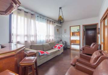 Apartamento com 3 quartos para alugar na rua catumbi, 339, medianeira, porto alegre, 121 m2 por r$ 2.500