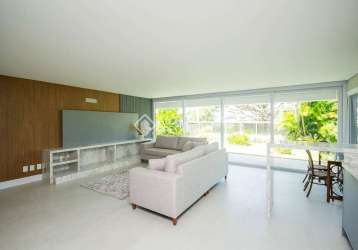Apartamento com 3 quartos para alugar na avenida guaíba, 4602, vila assunção, porto alegre, 317 m2 por r$ 19.000