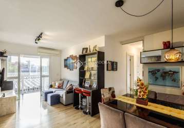 Apartamento com 3 quartos para alugar na rua aracaí, 60, vila ipiranga, porto alegre, 83 m2 por r$ 3.670