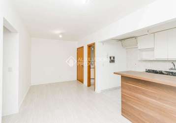 Apartamento com 2 quartos para alugar na avenida icaraí, 1254, cristal, porto alegre, 59 m2 por r$ 2.190