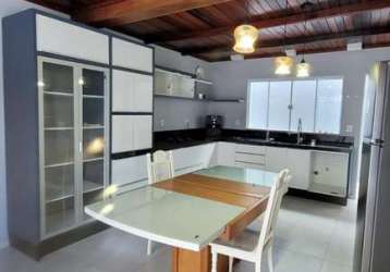 Casa com 03 dormitórios sendo 01 suíte para alugar, 239 m² por r$ 7.000,00 - fazenda - itajaí/sc