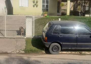 Casa bem projetada, boa localização.