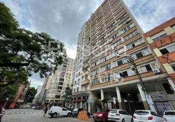 Apartamento com 03 dormitórios – centro histórico - porto alegre - rs