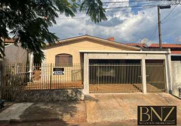 Casa à venda no columbia i - 03 quartos, amplo terreno de 200m²