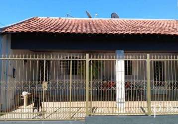 Casa com 3 quartos à venda na rua professora maria do rosário castaldi, 48, conjunto café, londrina, 148 m2 por r$ 230.000