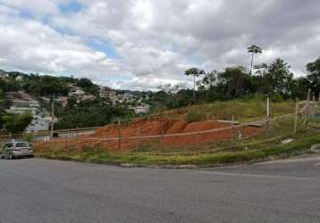 Terreno no bairro fortaleza de esquina com projeto aprovado para 6 sobrados , e terraplanado.