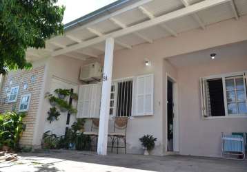 Casa à venda no bairro harmonia - canoas/rs