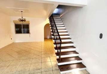 Casa com 2 quartos à venda na avenida nilo ruschel, 395, morro santana, porto alegre, 180 m2 por r$ 360.000