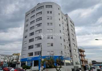 Apartamento com 3 quartos à venda na rua bento gonçalves, 214, centro, guaíba, 300 m2 por r$ 990.000