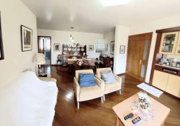 Apartamento com 3 quartos à venda na rua imperatriz leopoldina, 22, rio branco, novo hamburgo, 158 m2 por r$ 950.000