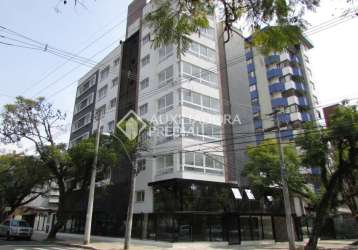Apartamento com 2 quartos à venda na rua honório silveira dias, 985, higienópolis, porto alegre, 77 m2 por r$ 750.000