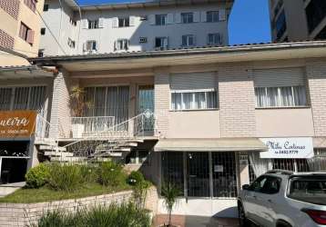 Casa com 3 quartos à venda na rua assis brasil, 246, centro, bento gonçalves, 340 m2 por r$ 1.500.000