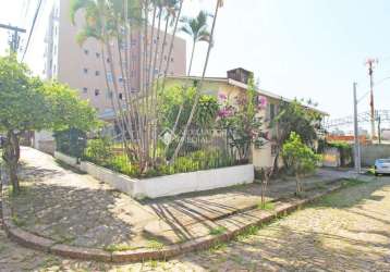 Casa com 5 quartos à venda na rua potengi, 112, cristo redentor, porto alegre, 314 m2 por r$ 990.000