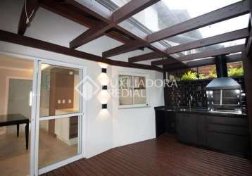 Casa com 3 quartos à venda na rua itararé, 102, itacorubi, florianópolis, 149 m2 por r$ 1.550.000