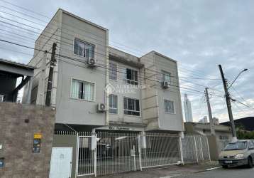 Apartamento com 2 quartos à venda na rua antônio dias de oliveira, 130, nova esperança, balneário camboriú, 57 m2 por r$ 450.000